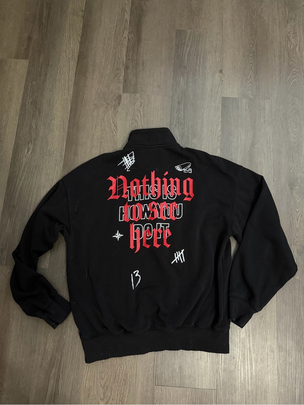 H&M men’s half zip crew S